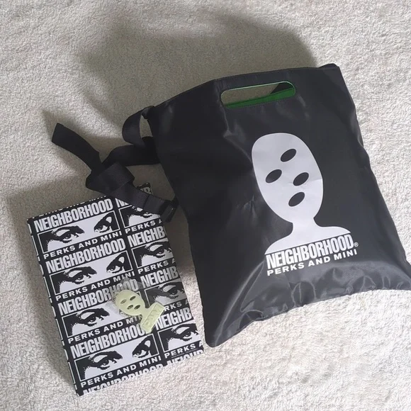 Boxed 🇯🇵 Neighborhood x Perks and Mini Bag - Picture 4 of 9